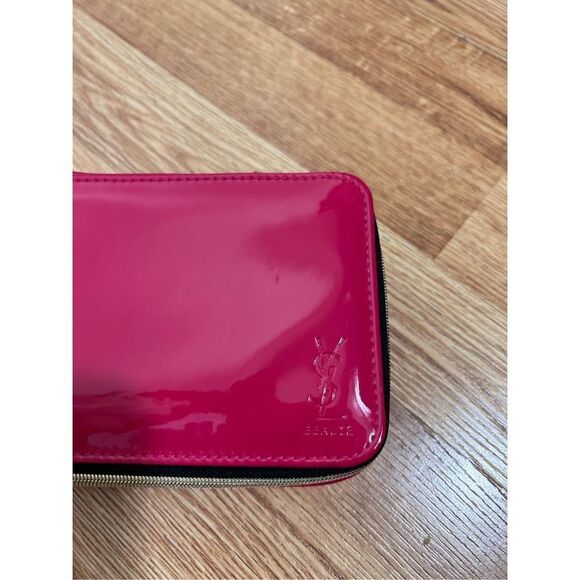 YvesSaintLaurent Beaute Hot Pink Makeup Case - Picture 3 of 7